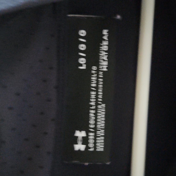 Pullover - Picture 2 of 3